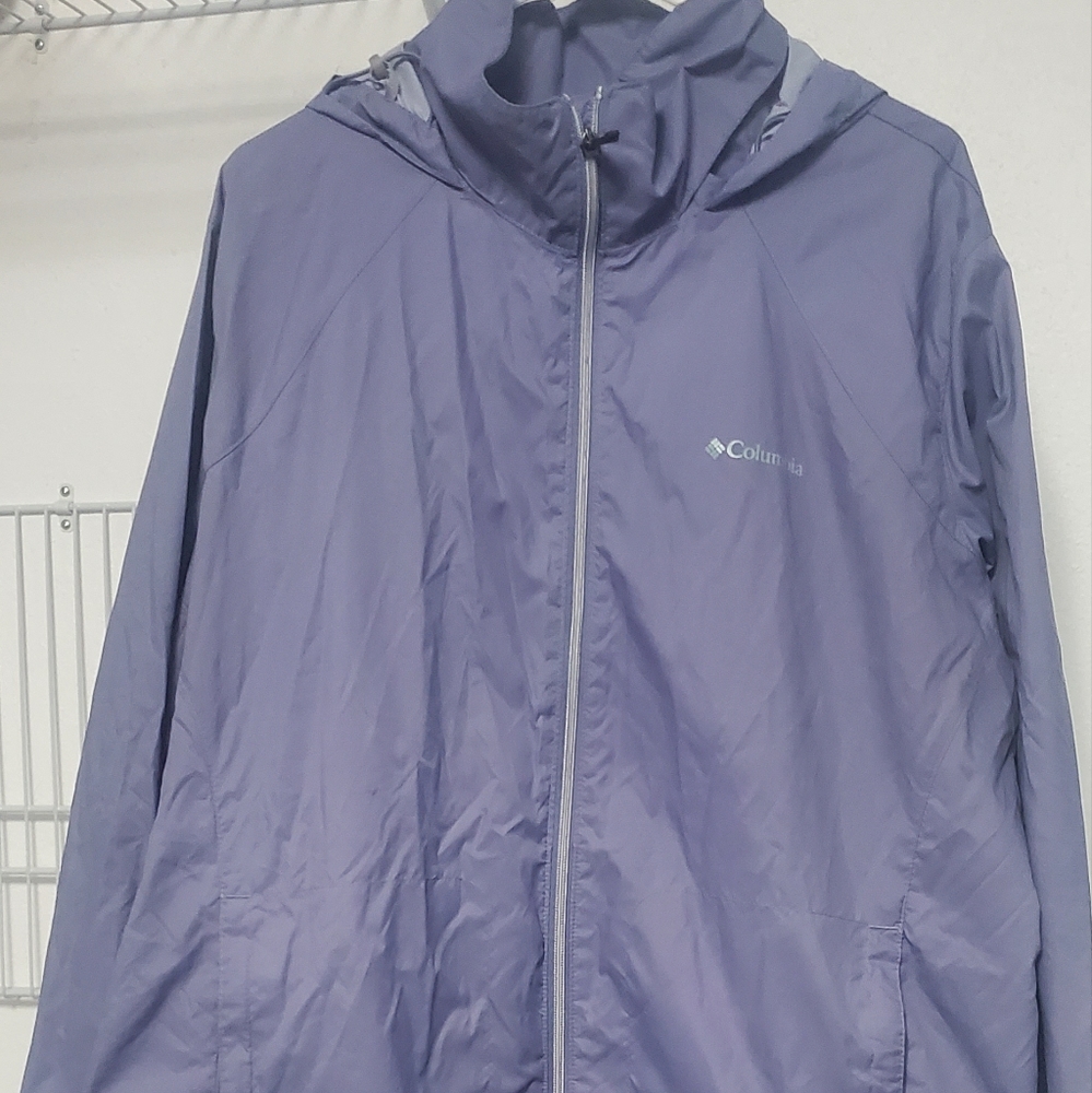 Columbia Women's Windbreaker